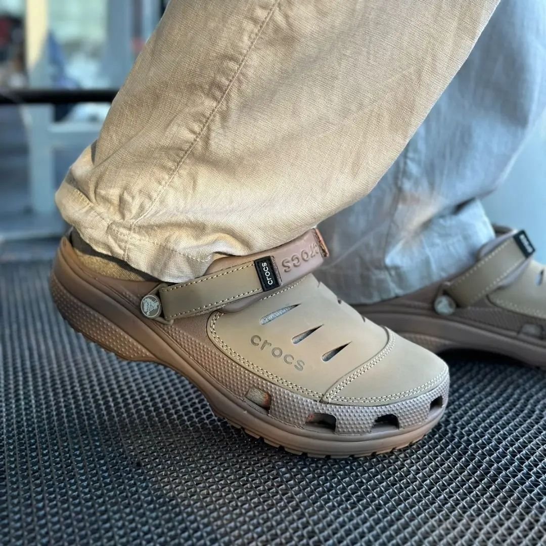 CROCS