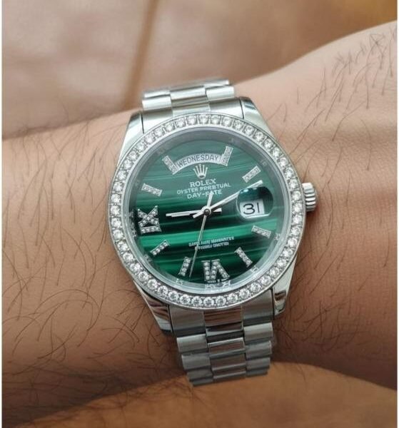 ROLEX OYSTER PERPETUAL DAY DATE DIAMOND SILVER-GREEN